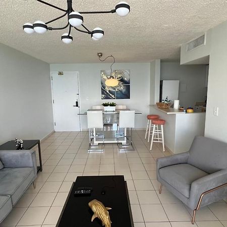 Ocean Front 2 Bedroom & Bath In Isla Verde San Juan Eksteriør billede